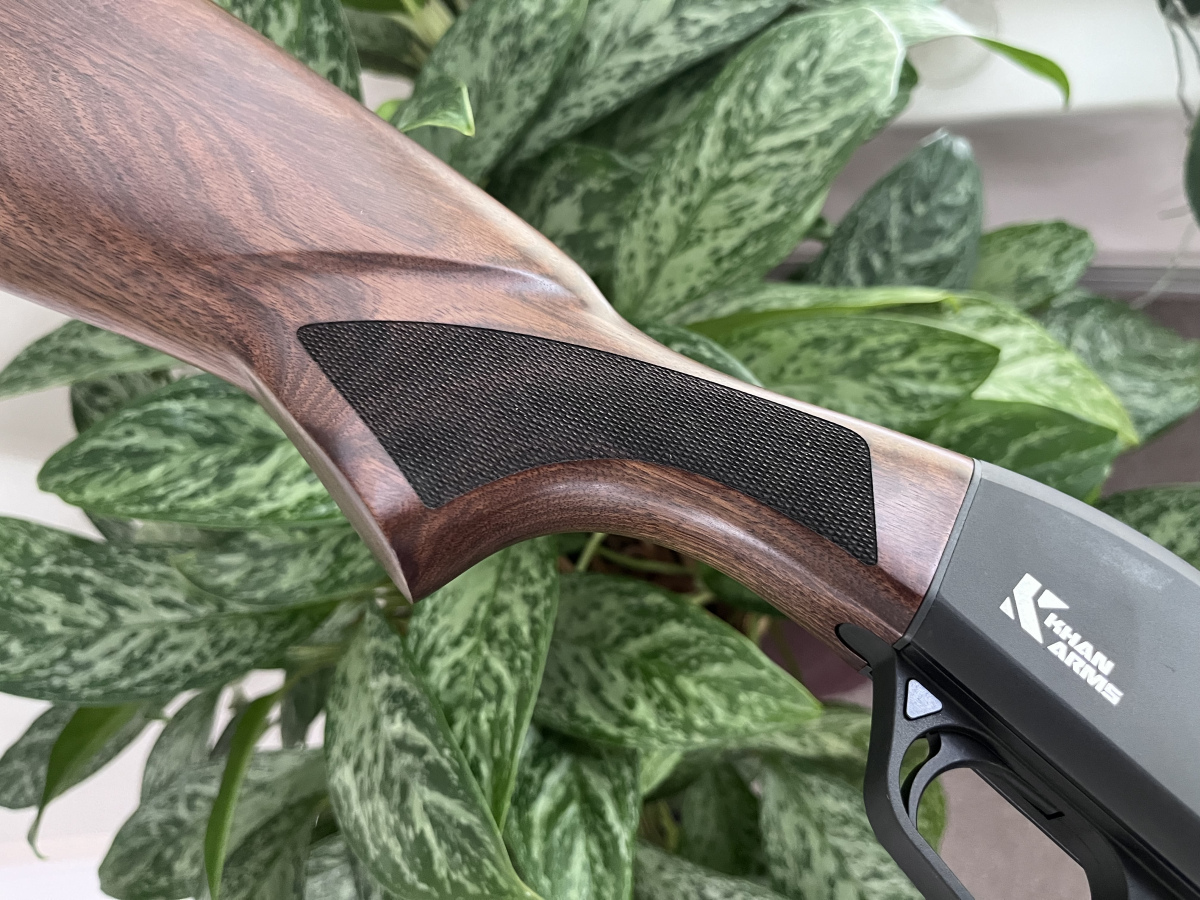 Khan Arms Matrix Wood Matte Black, kal. 12/76, hl. 76cm