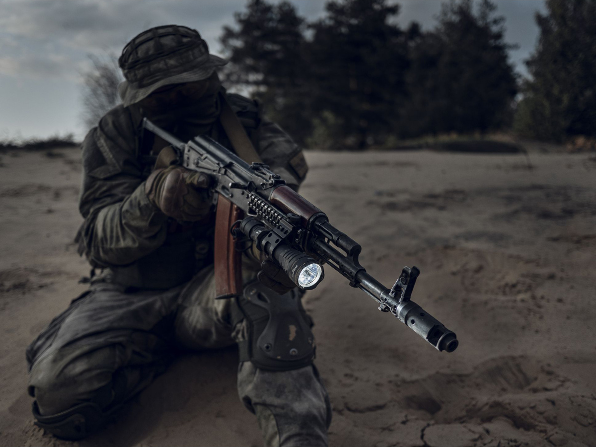Montáž na picatinny lištu Armytek AWM-06
