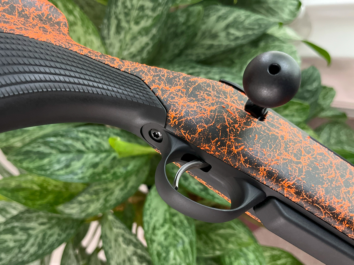 Tikka T3x Lite Roughtech Ember, kal. .243Win (SS FL 3RD MB B/O 20in MT5/8-24)